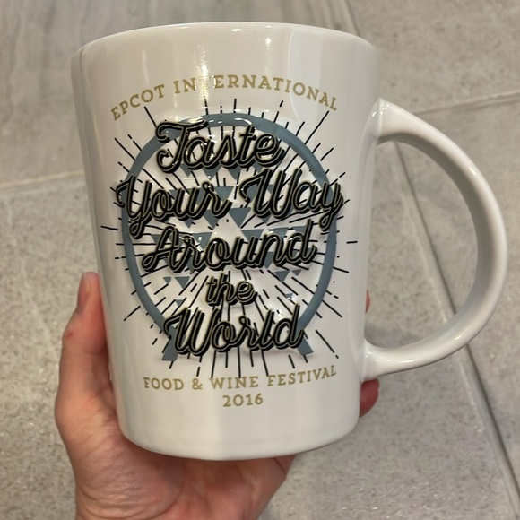 Disney Coffee mug - Picture 1 of 8